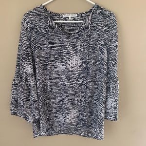 Beautiful Black and White Flowy Top